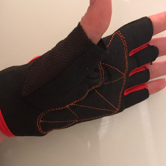 Black Aeropostale cropped leggings - Picture 2 of 5